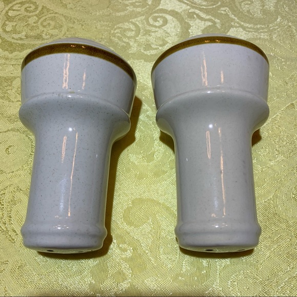 Salt & Pepper Stacker Set - Picture 2 of 4